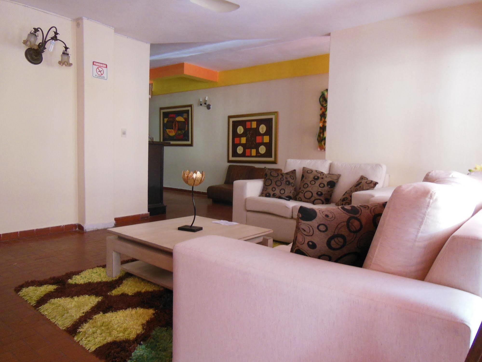 Costanera Hostel Asunción Esterno foto