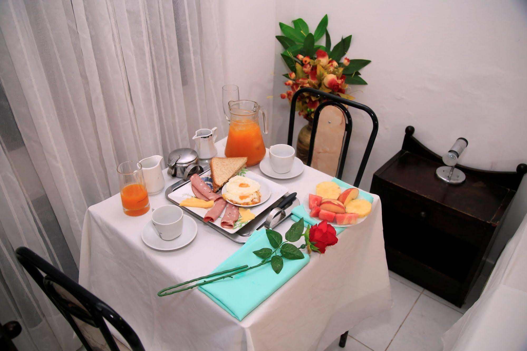 Costanera Hostel Asunción Esterno foto