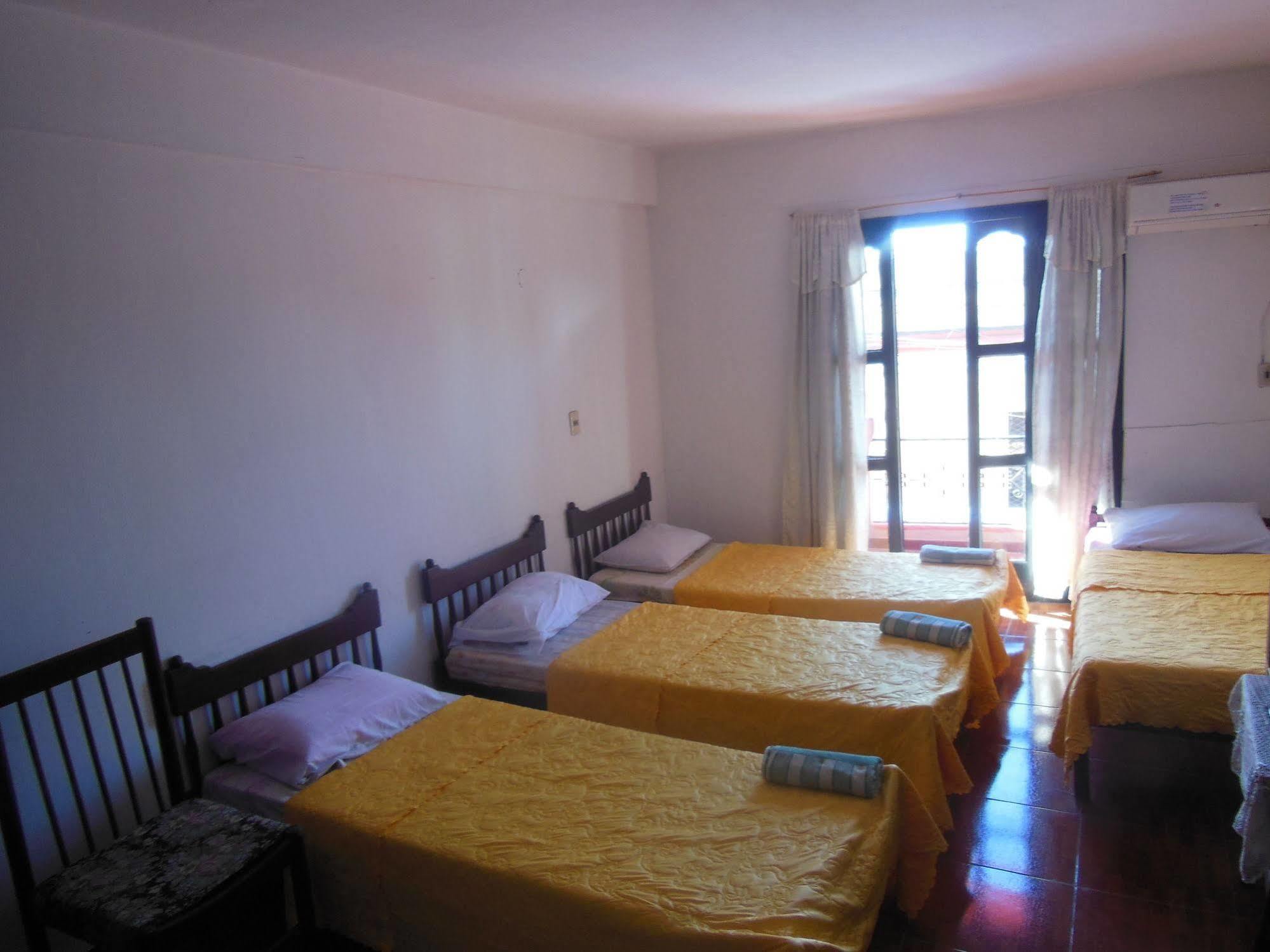 Costanera Hostel Asunción Esterno foto