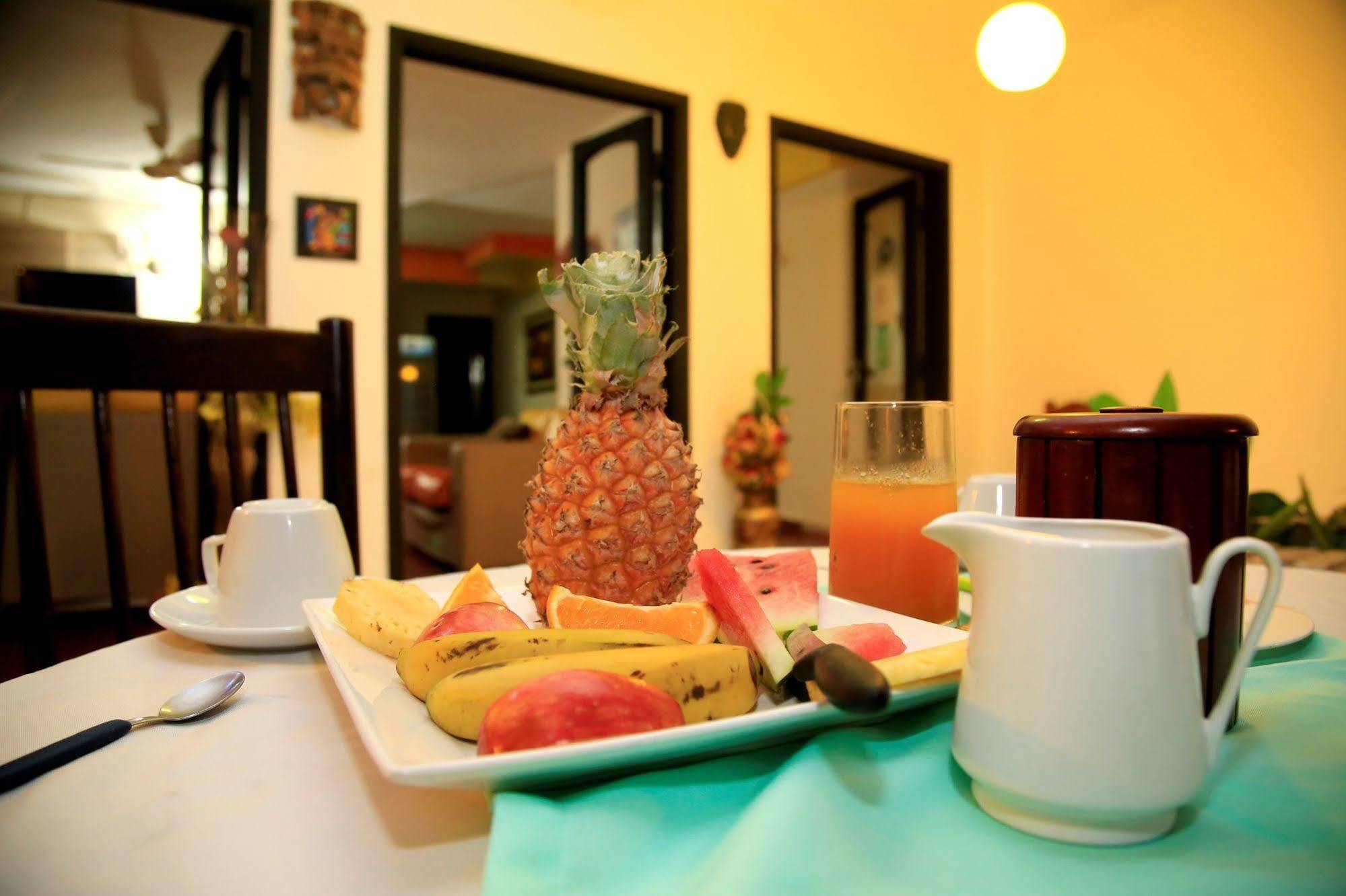 Costanera Hostel Asunción Esterno foto